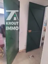 Trois Celliers et une Place de Parking à El Manar 1