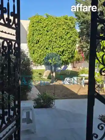 une Grande Villa à la Soukra - Vue 12
