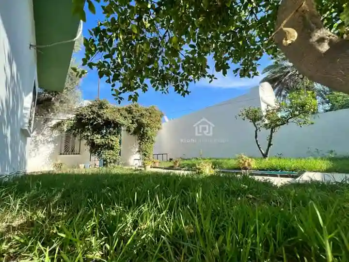 a Louer Mégrine Coteaux Type Villa s+2 Avec Jardin - Vue 1