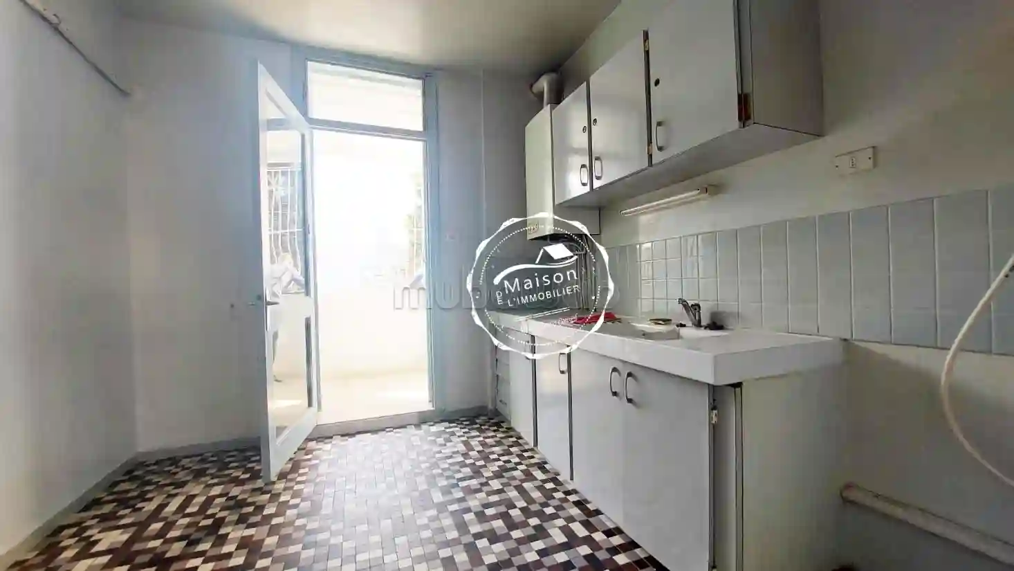 A Vendre S3 de 140 m² à Cité Mahrajène - Vue 2