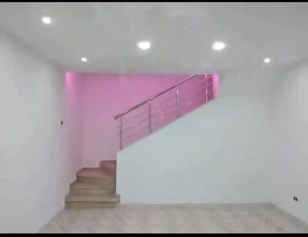 Triplex au Cité Erriadh à Cite Erriadh 2 - Vue 3