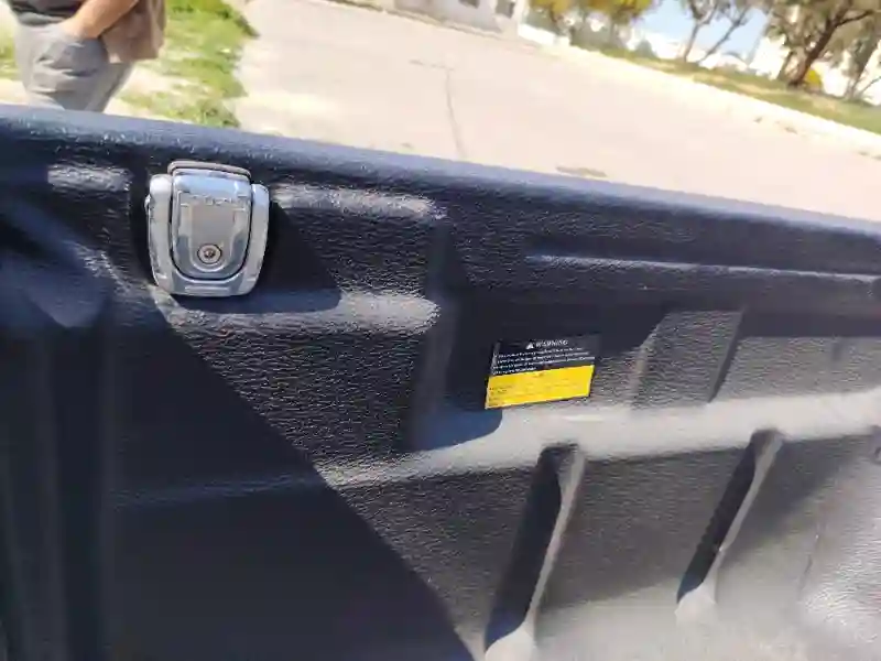 Dmax Intercooler 25 Turbo Diesel - Vue 3