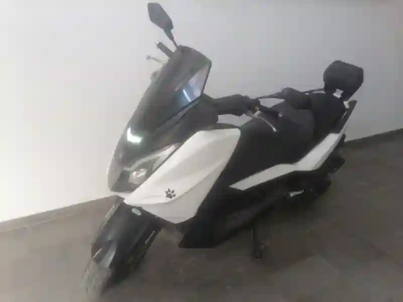 Mitt 125 gts Avec Carte Grise - Vue 3