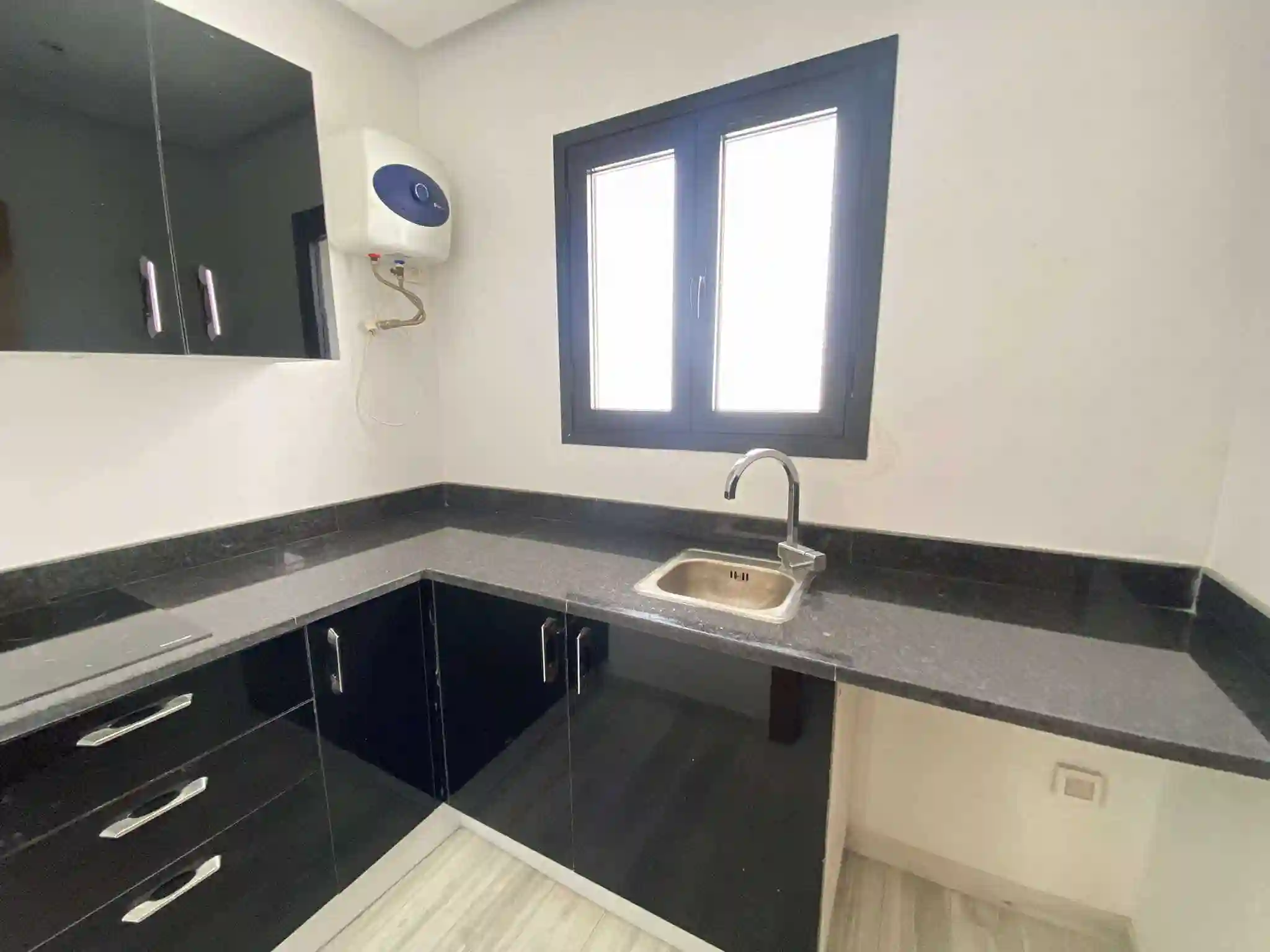 5 Bureaux en h2 h3 et h4 a Jeanne D'arc à Tunis Belvedere - Vue 3