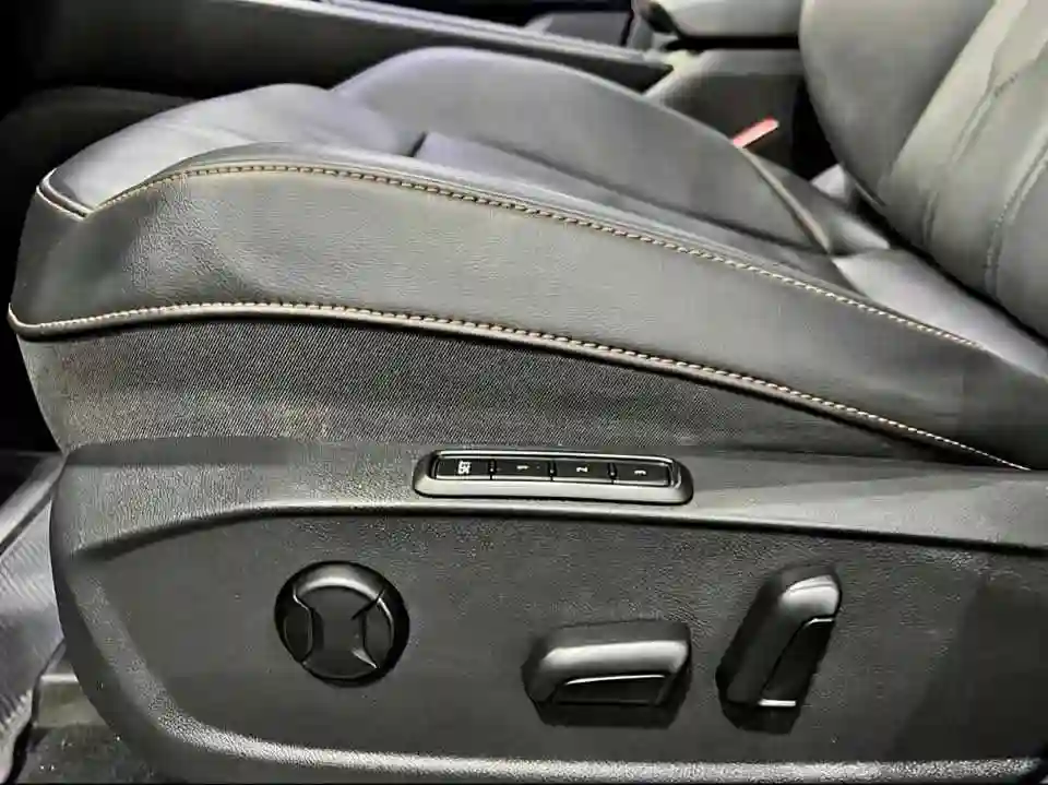 Cupra Formator - Vue 2