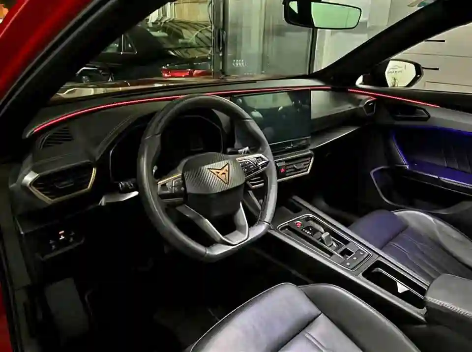 Cupra Formator - Vue 5