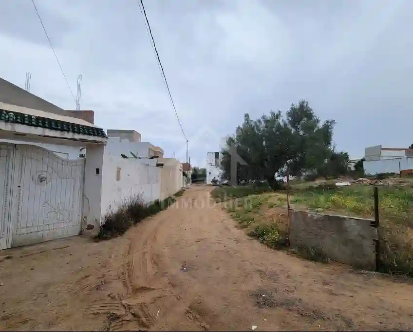 Lot de Terrain de 240 m² à Hammamet à Vendre à 100 md 51355351 - Vue 1