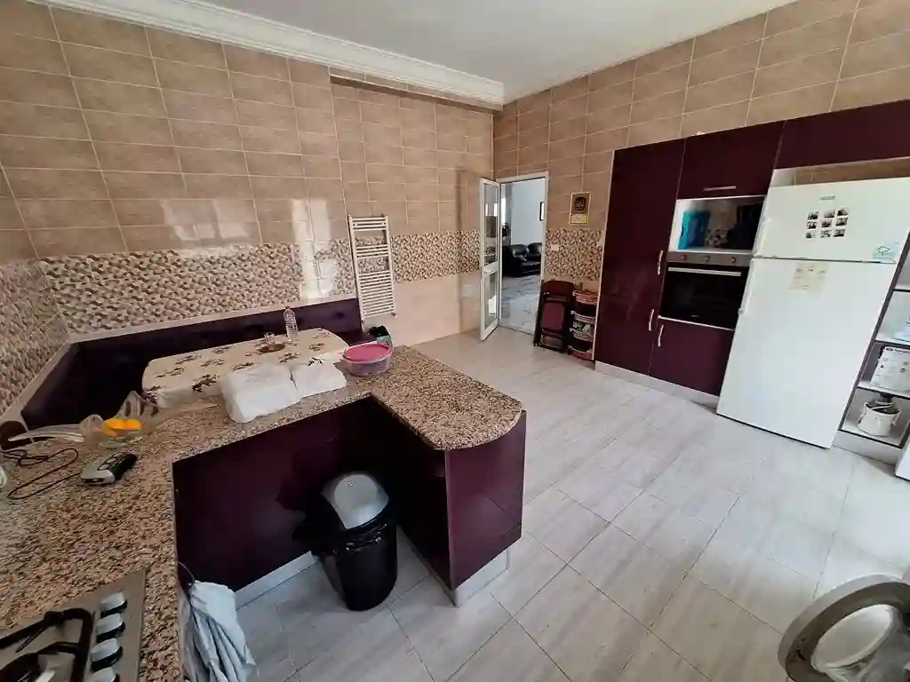 Villa de Style Américain à Mourouj 6 - Vue 6
