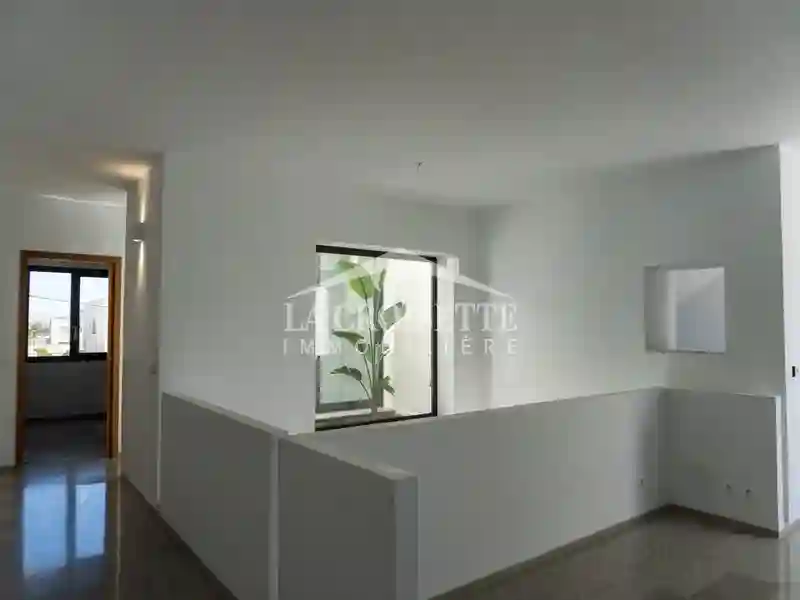 Villa s+3 à la Soukra Mvv0395 - Vue 3