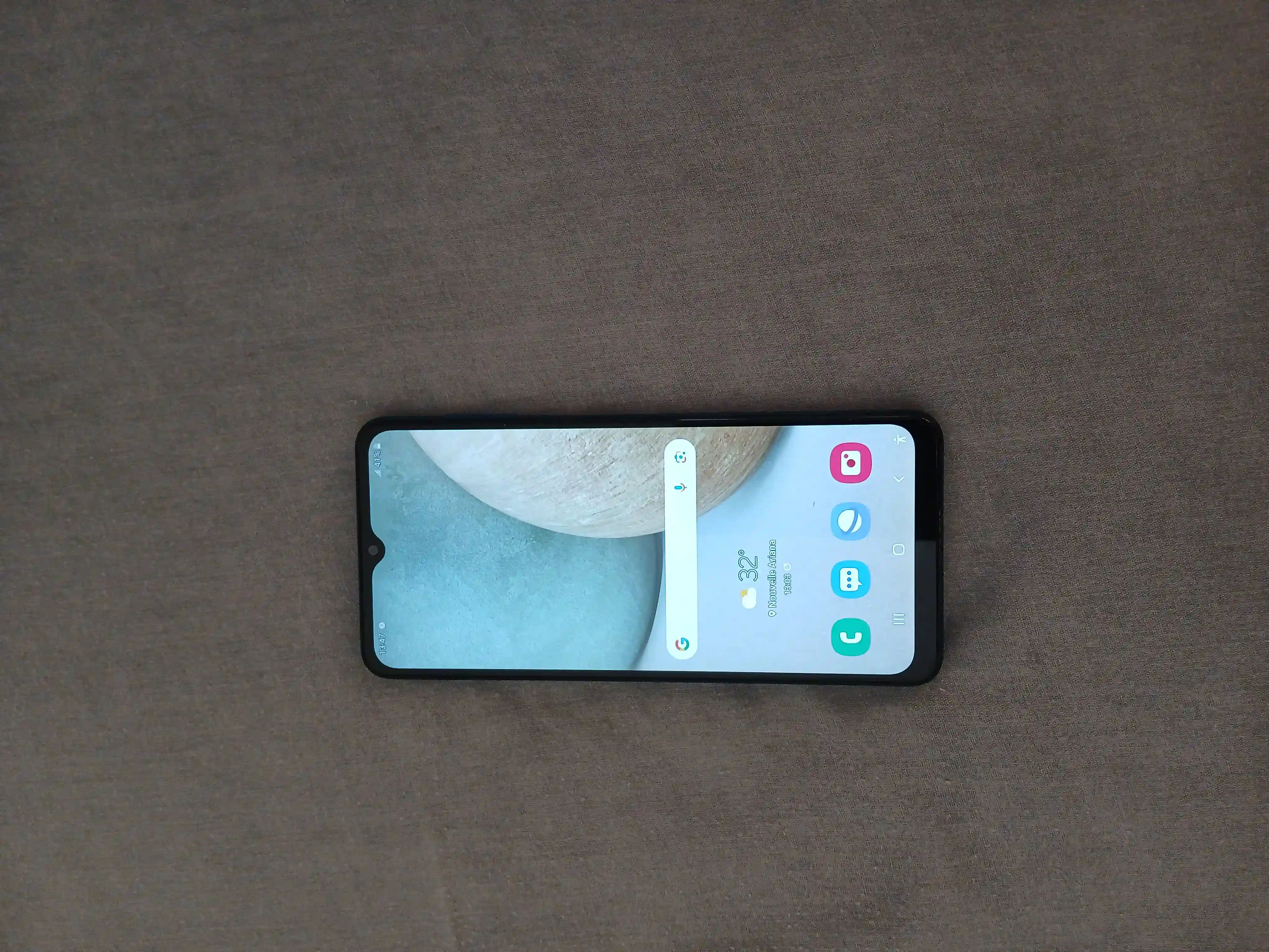 Samsung Galaxy a12 à Ariana Ville - Vue 1