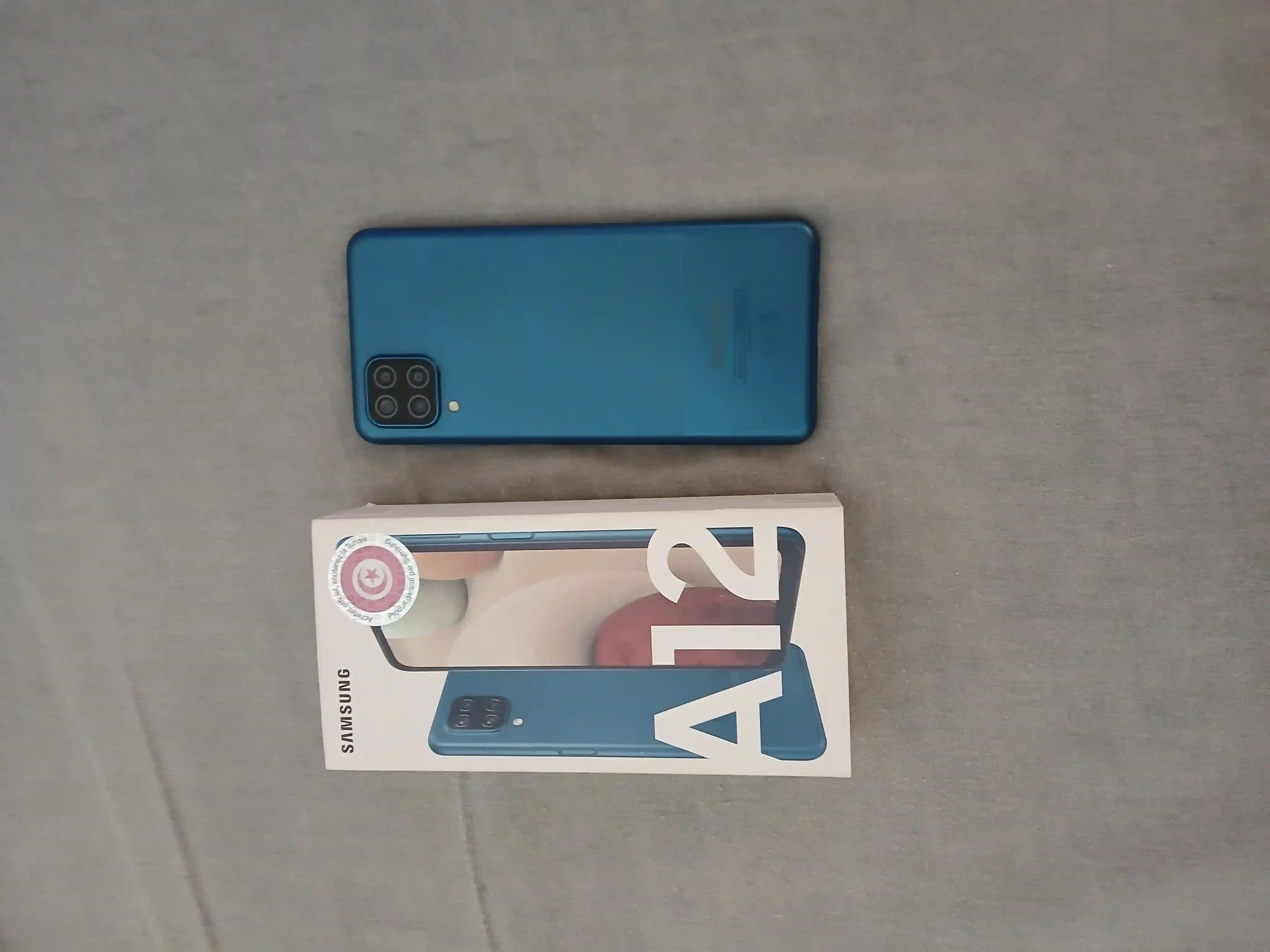 Samsung Galaxy a12 à Ariana Ville - Vue 2