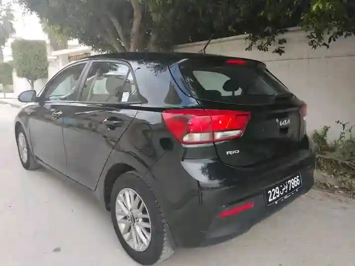 KIA RIO Coupée Première Main EN Excellent État - Vue 1