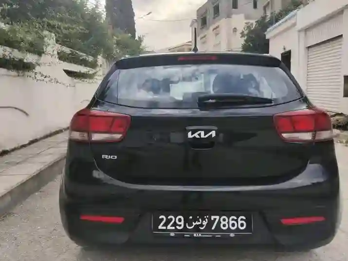 KIA RIO Coupée Première Main EN Excellent État - Vue 6