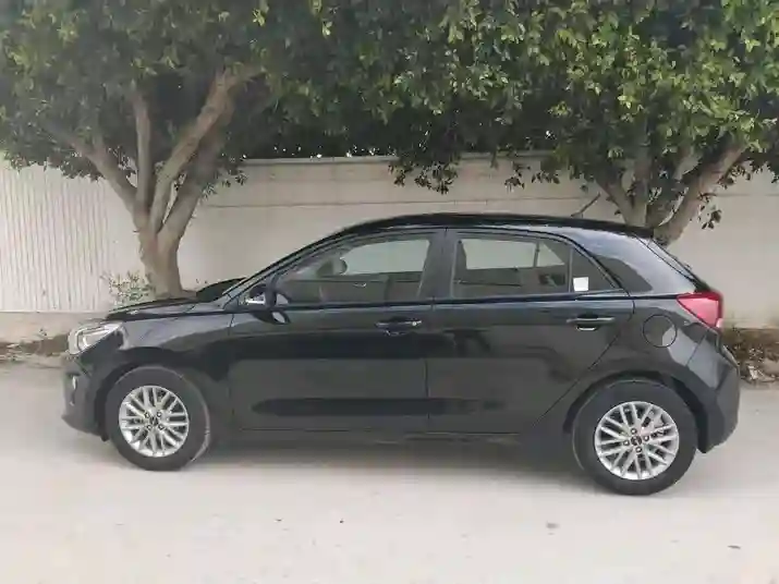 KIA RIO Coupée Première Main EN Excellent État - Vue 9