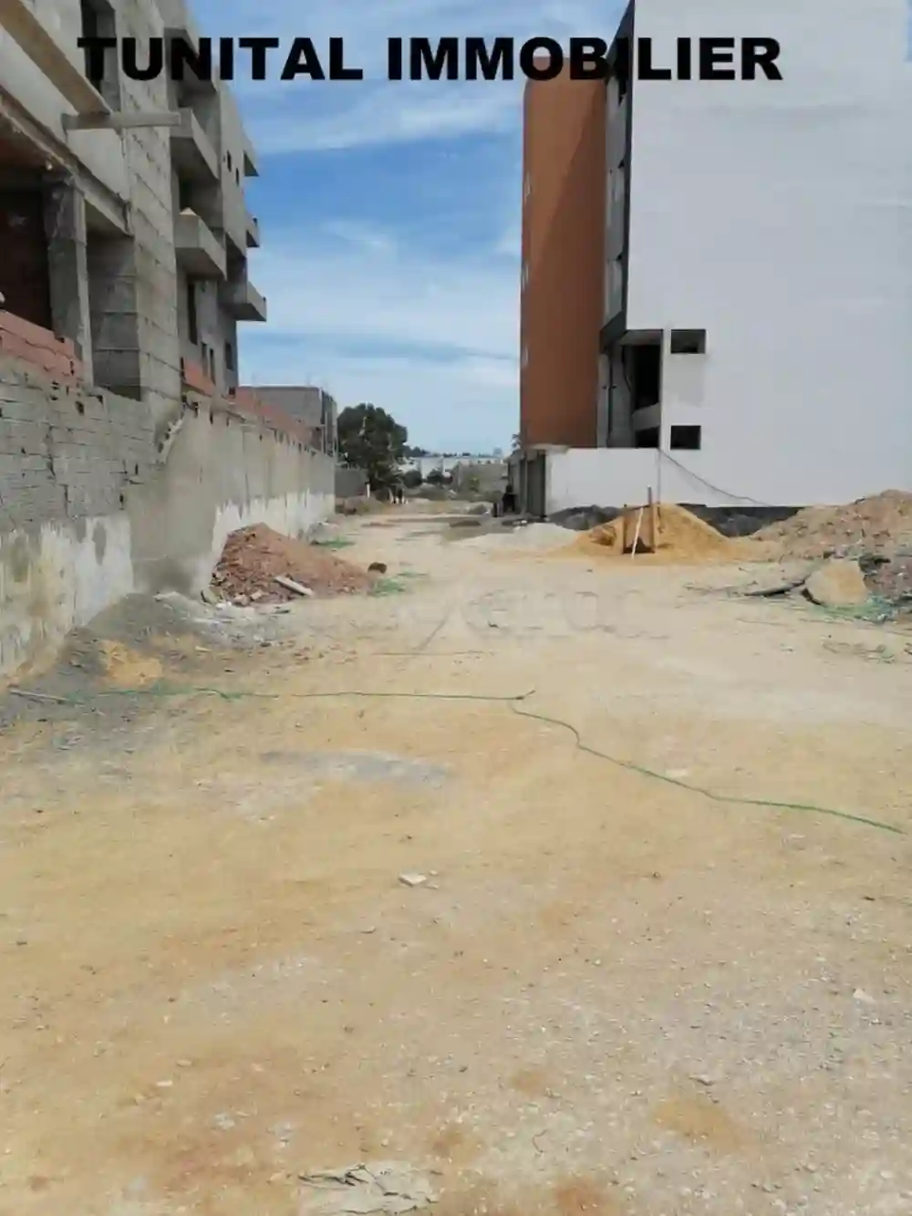 Terrain à la Marsa Bhar Lazreg Citè Khalil à Cite El Khalil - Vue 3