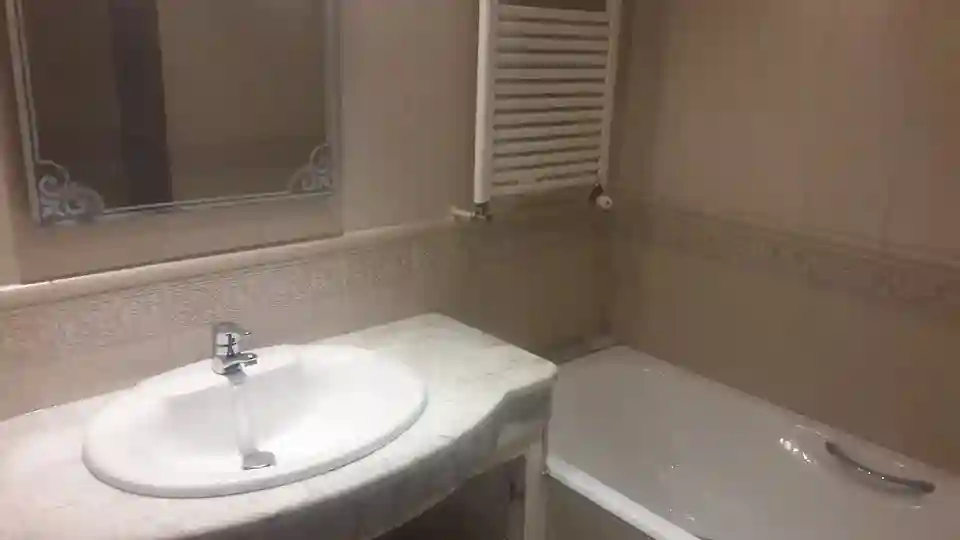 S Plus 2 à Ennasr 2 à Cite Ennasr 2 - Vue 1
