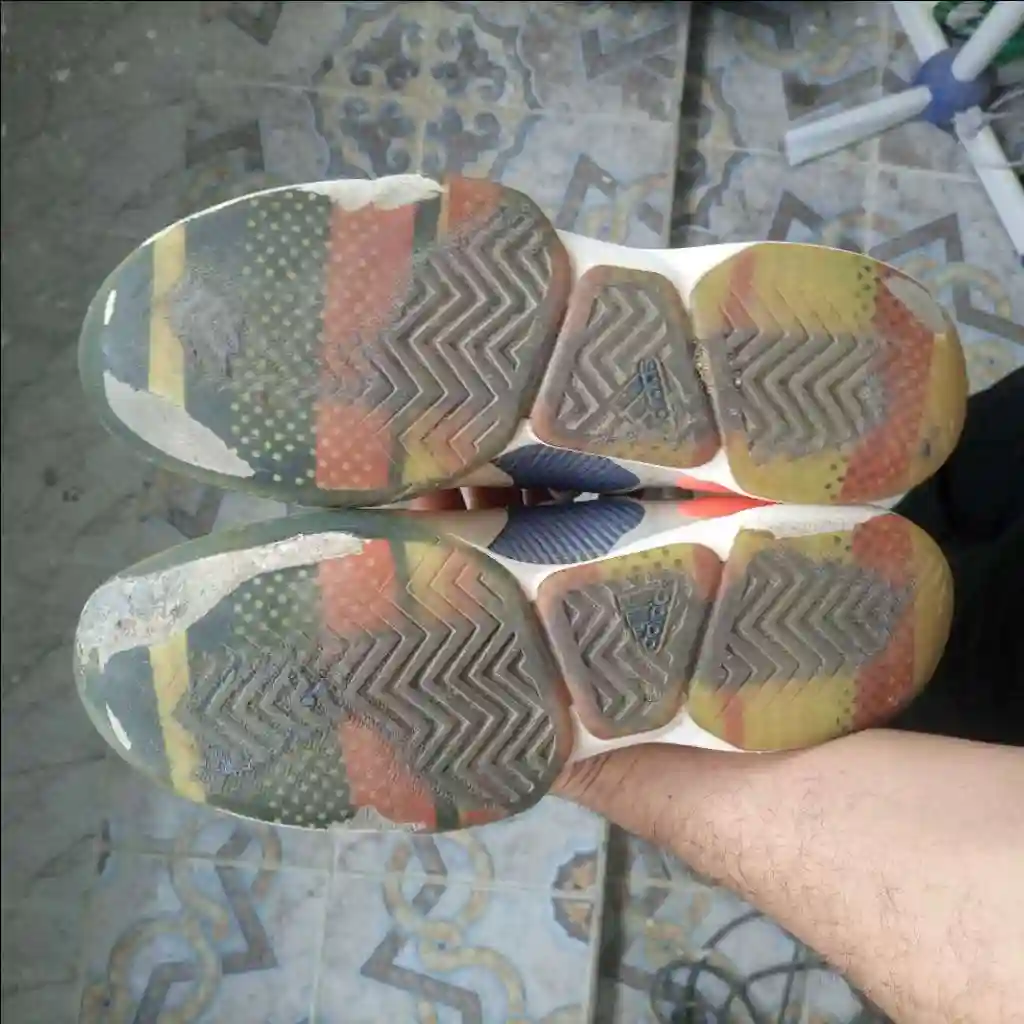Adidas Adizero Pointure 44 - Vue 1