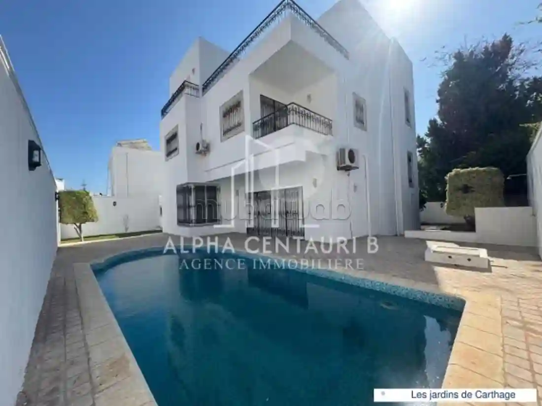 A Louer une Villa en S5 Avec Piscine aux Jardins de Carthage - Vue 3