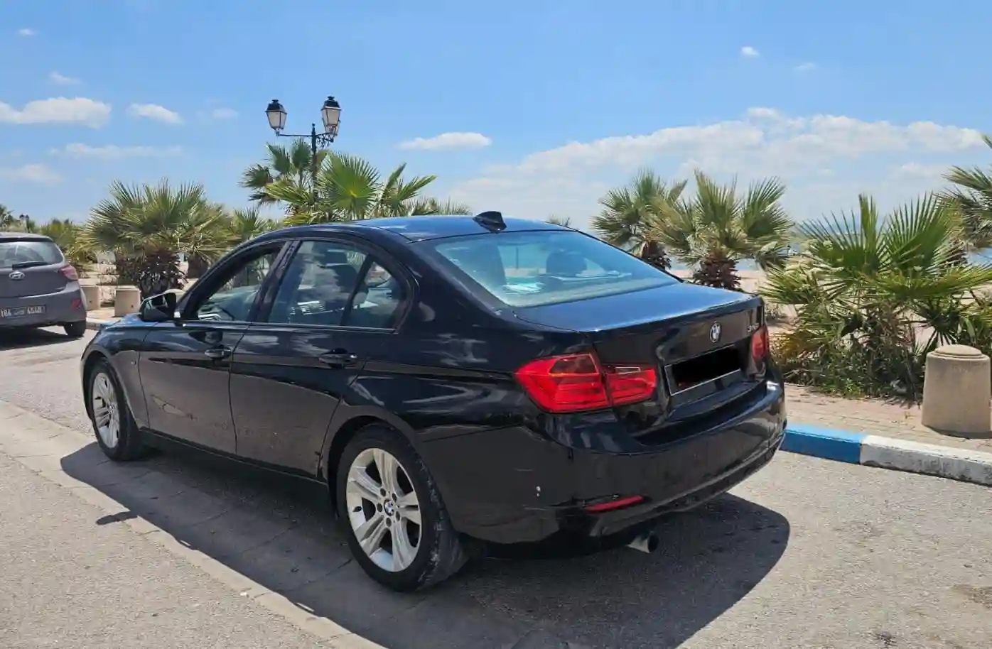 Bmw f30 316i à Cite El Khalil - Vue 2