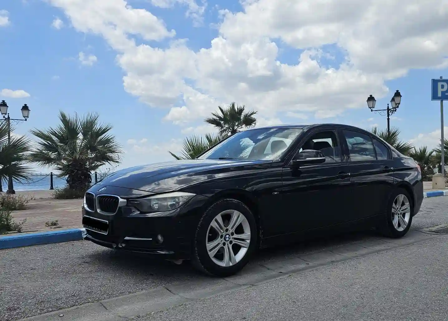 Bmw f30 316i à Cite El Khalil - Vue 4
