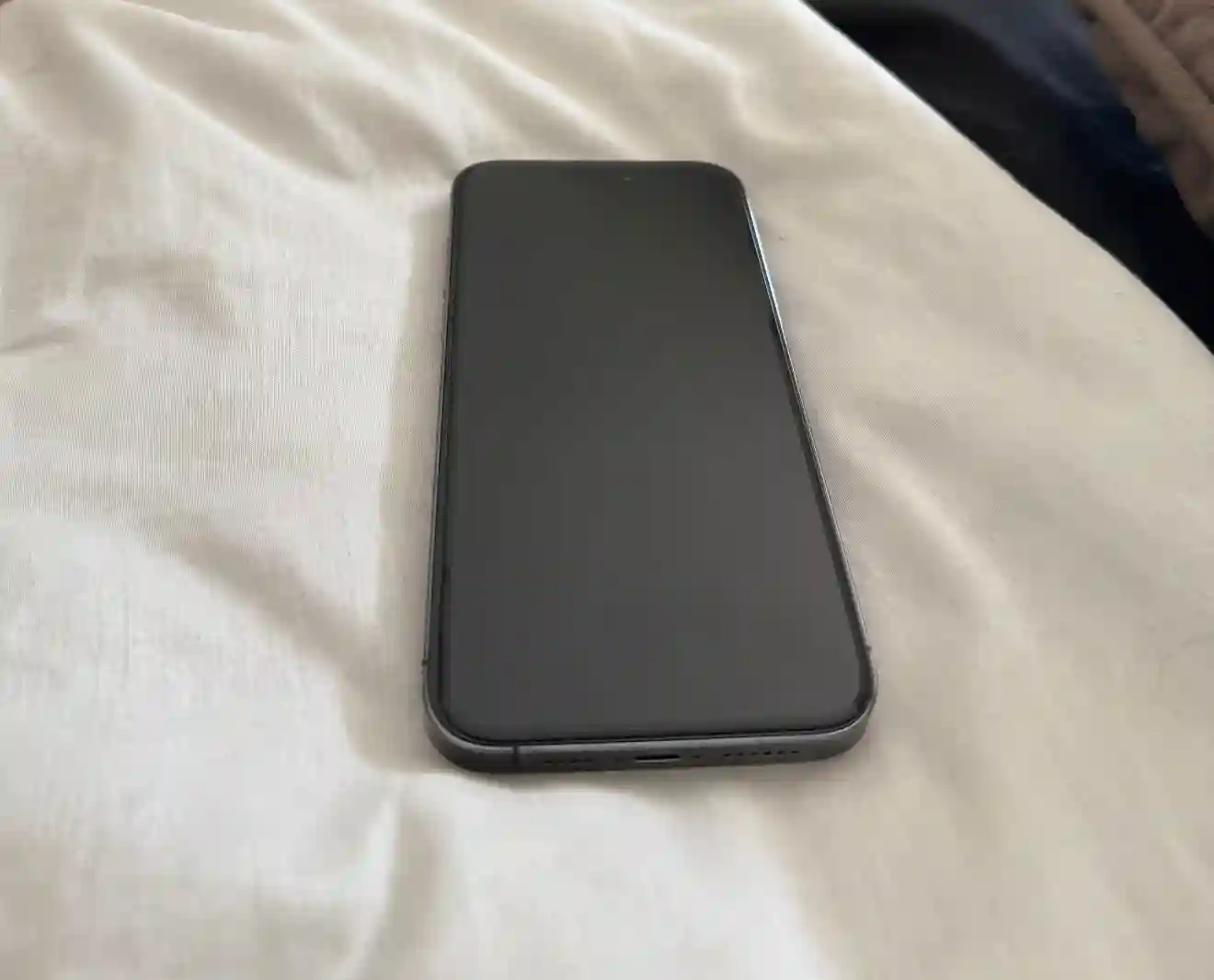 Iphone 14 pro max à Ariana Ville - Vue 1