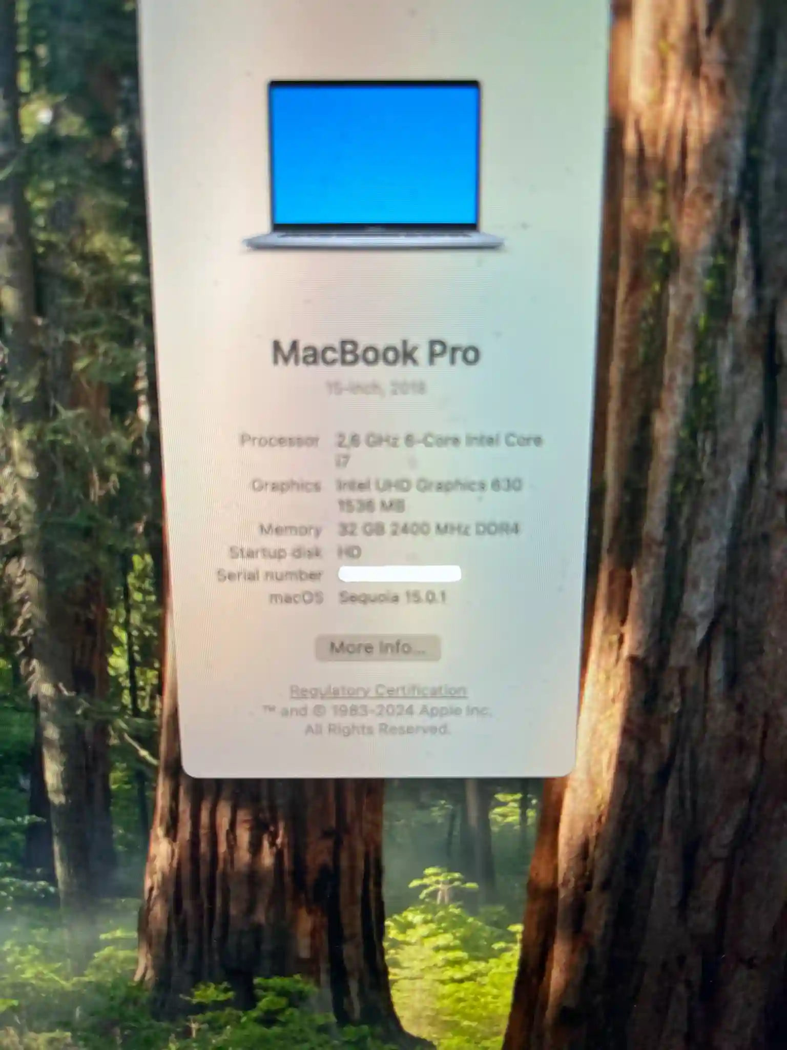 Macbook pro i7 15 Inch Tres bon Etat à La Soukra - Vue 1