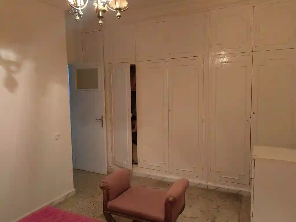 Une Étage de Villa s+3 à Louer - Vue 2