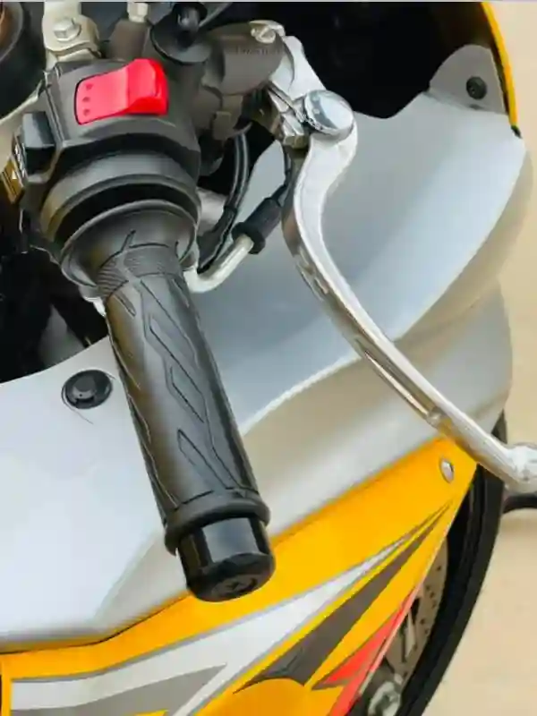Suzuki Gsxr k8 - Vue 5