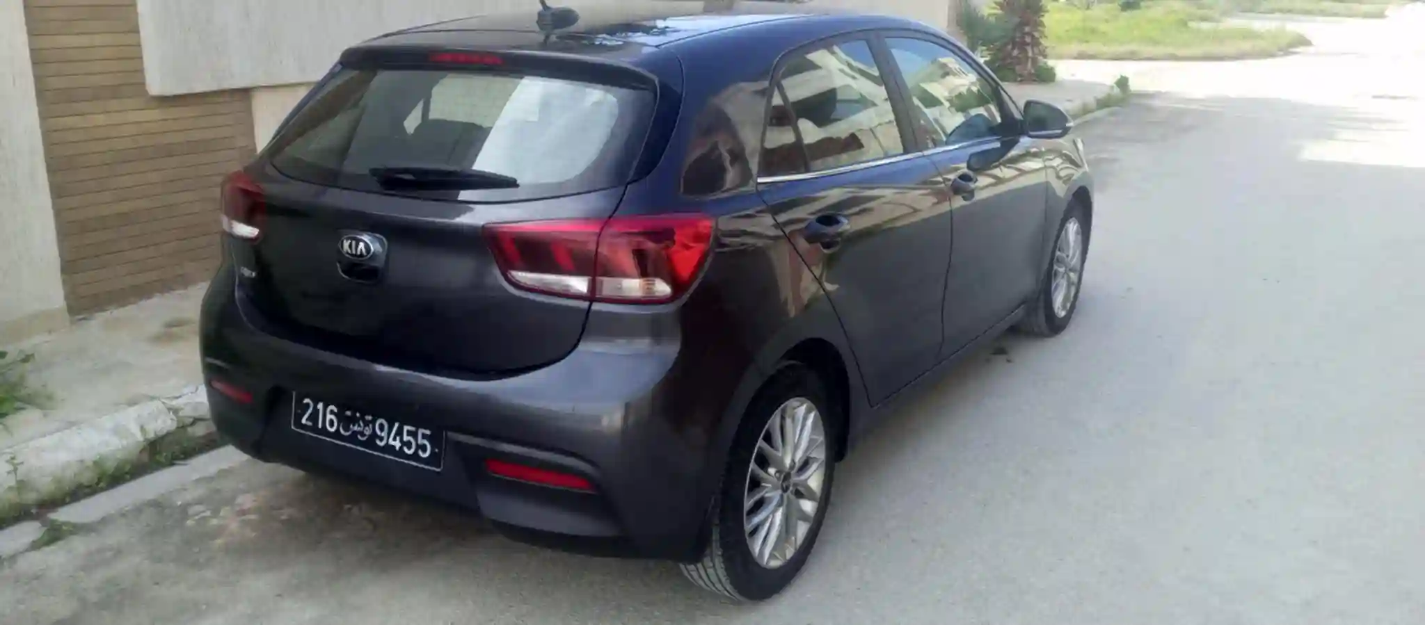 Kia rio Prestige à Ezzahrouni - Vue 2