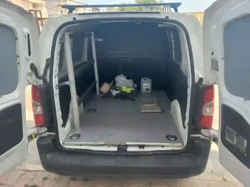 Peugeot Partner Diesel 2021