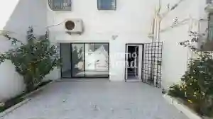 Triplex s3 de 180m2 a les uv4 Menzah 6 à El Menzah 6 - Vue 4