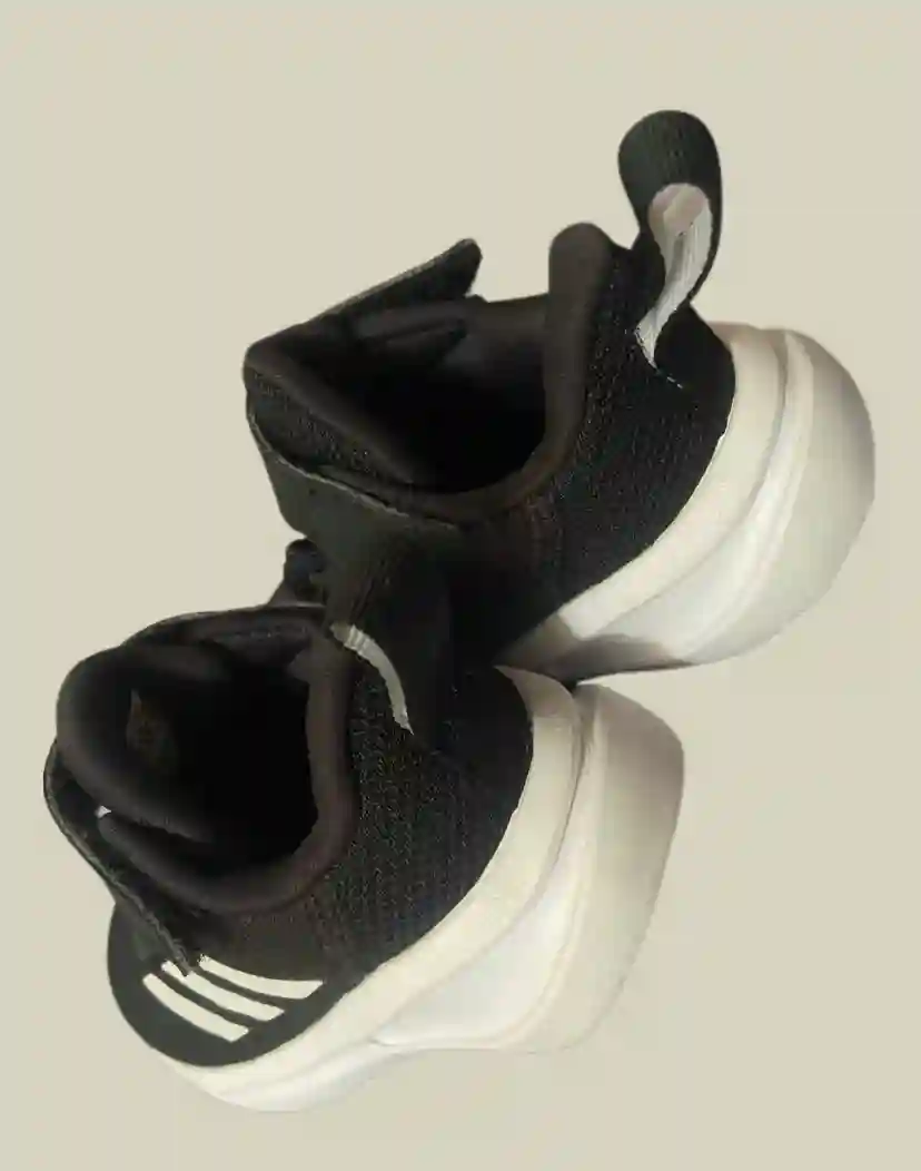 Adidas - Vue 4