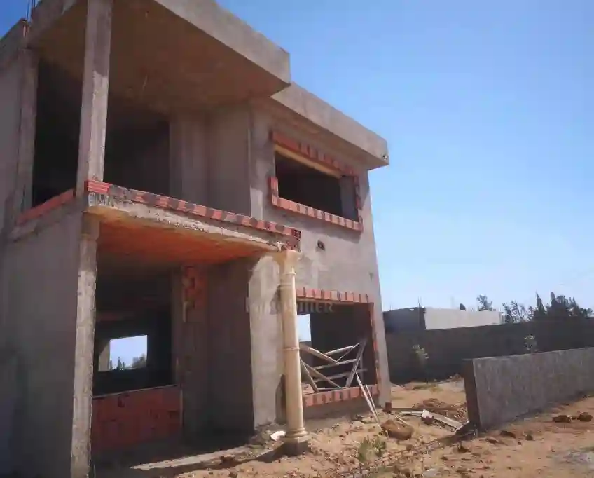Villa s+4 Encours de Construction à Vendre à Korba 51355351 - Vue 2
