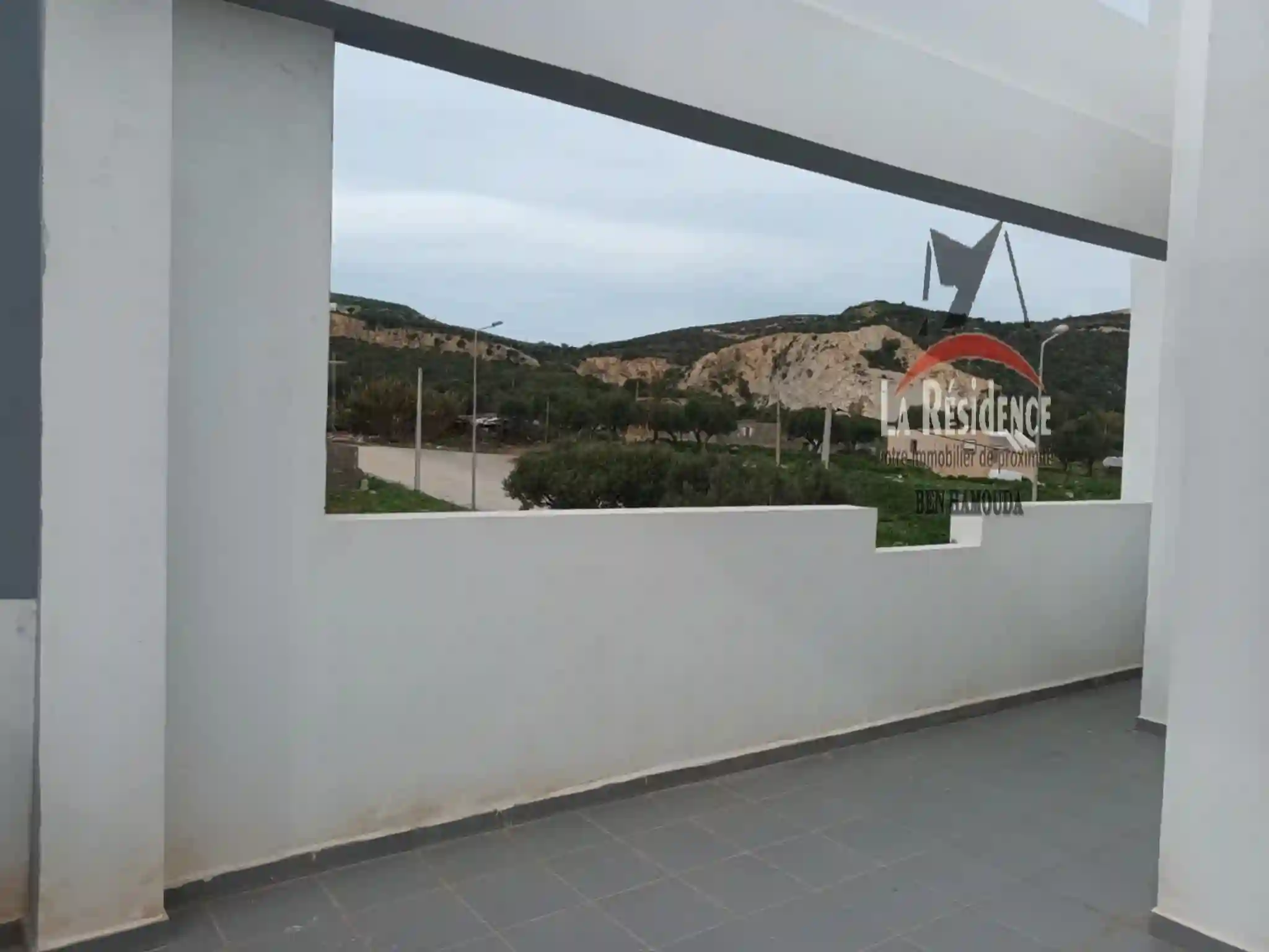 Appartement s1 Spacieux Haut Standing à Bizerte - Vue 4