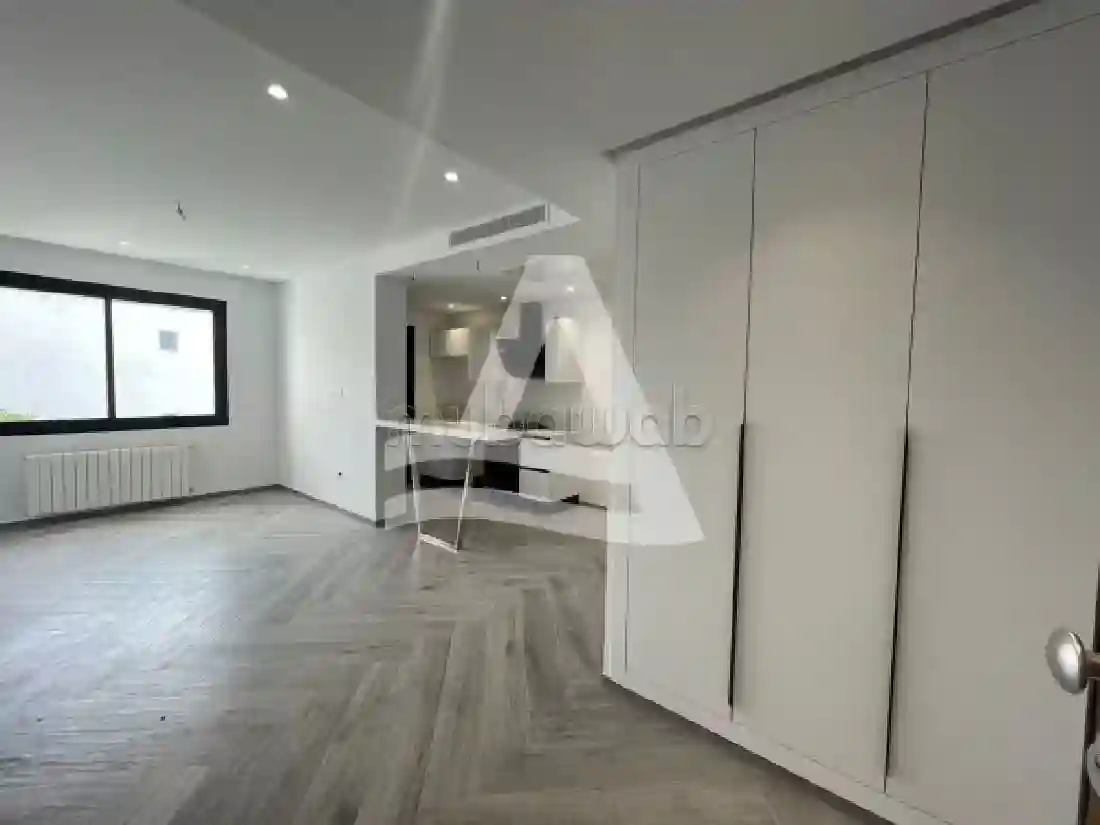 A Vendre Appartement S1 au lac 2 - Vue 2