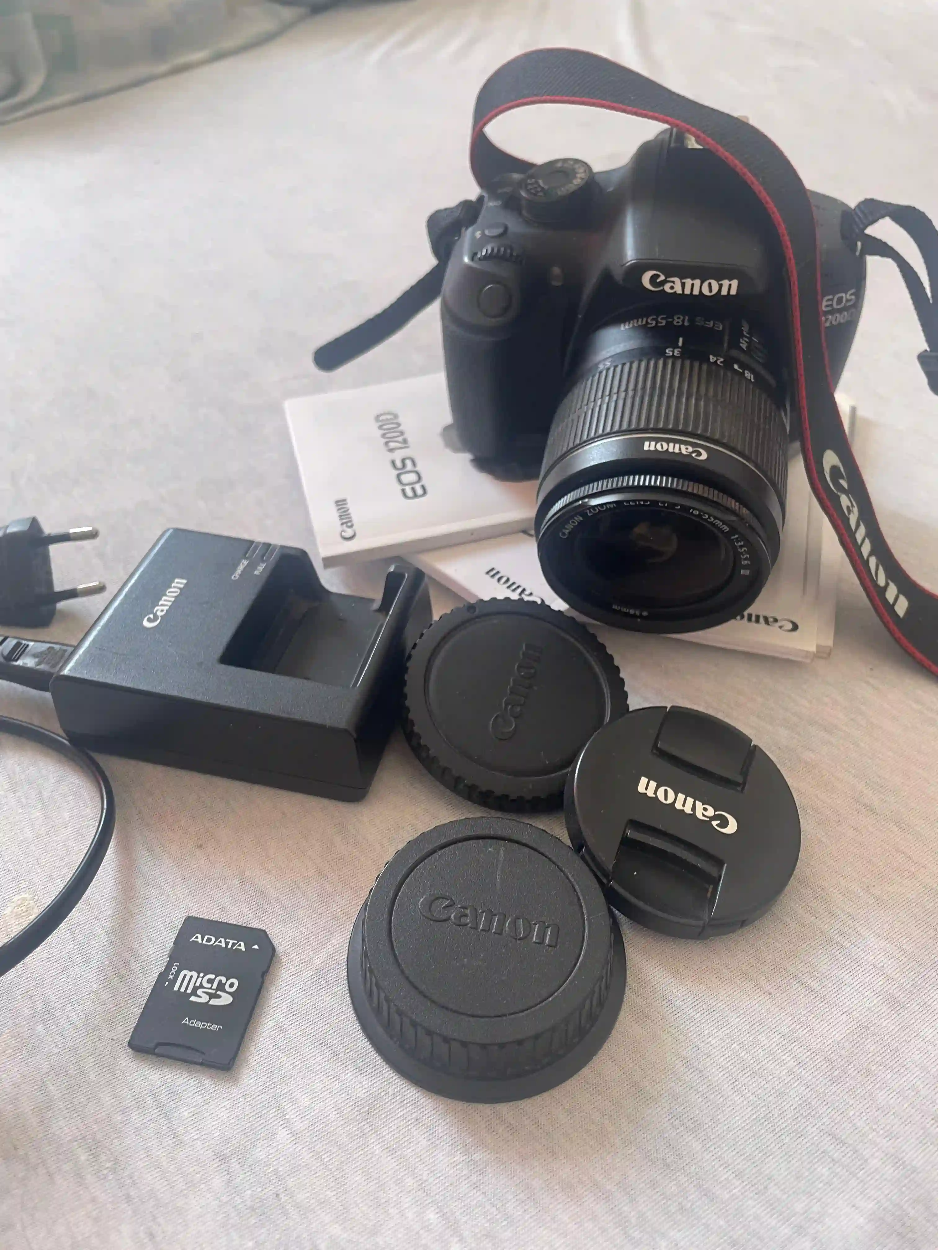 Canon eos 1200d à Le Bardo