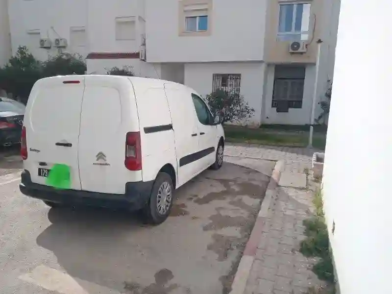 Citroen Berlingo Diesel 2016 - Vue 1