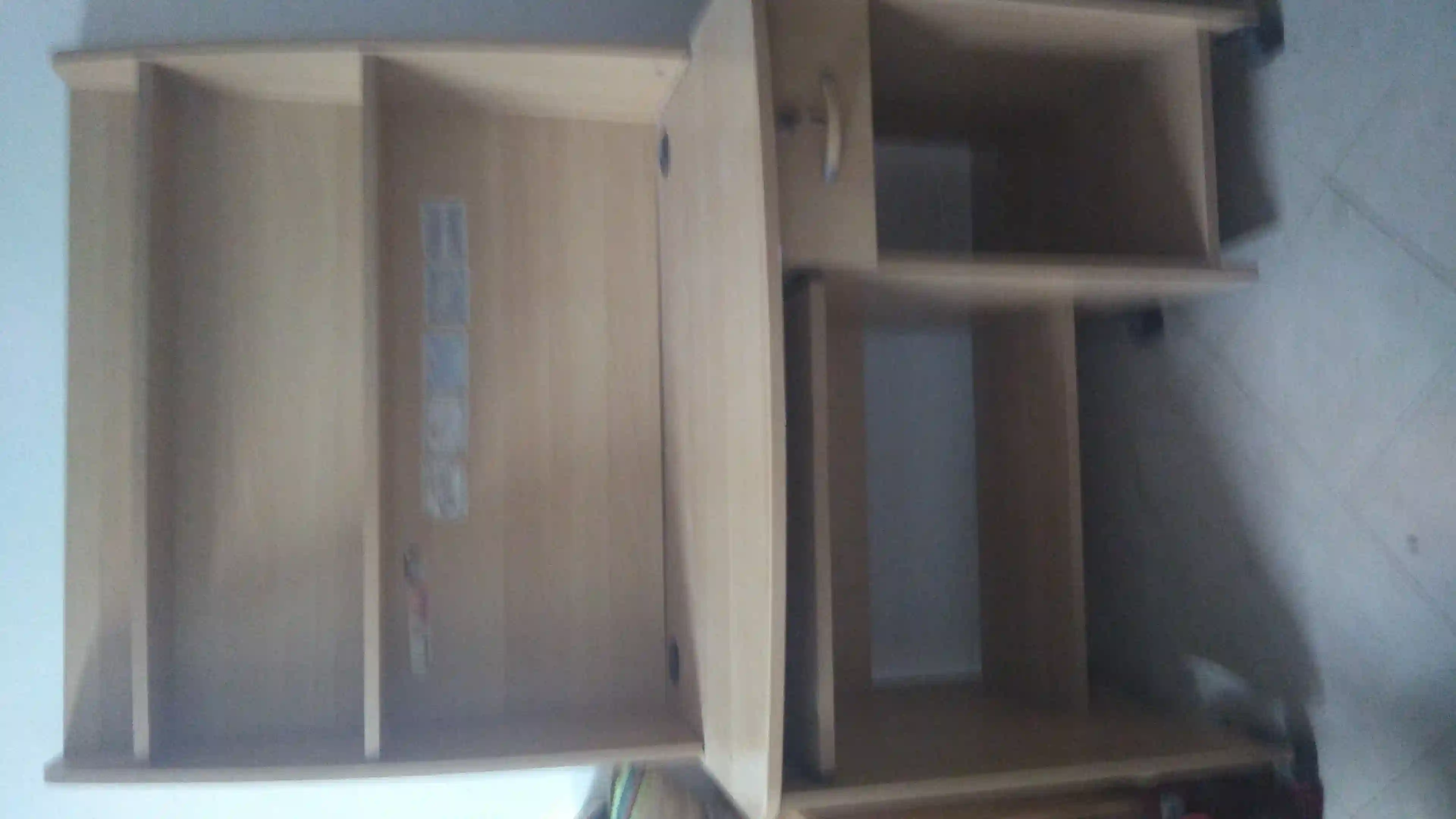 Bureau en bon État à Ariana Ville - Vue 2