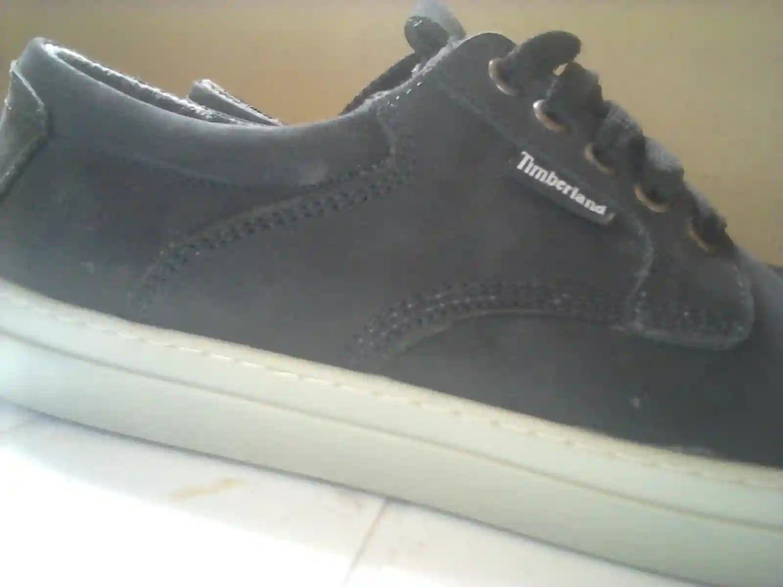 Chaussure Marque Timberland à Sfax Ville - Vue 2