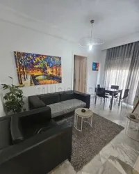 Un Luxueux s1 Menzah 7bis