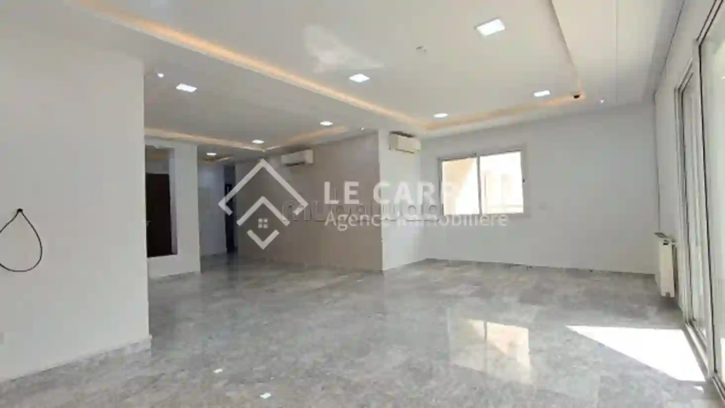 A Louer S3 de 165m2 au Lac 2