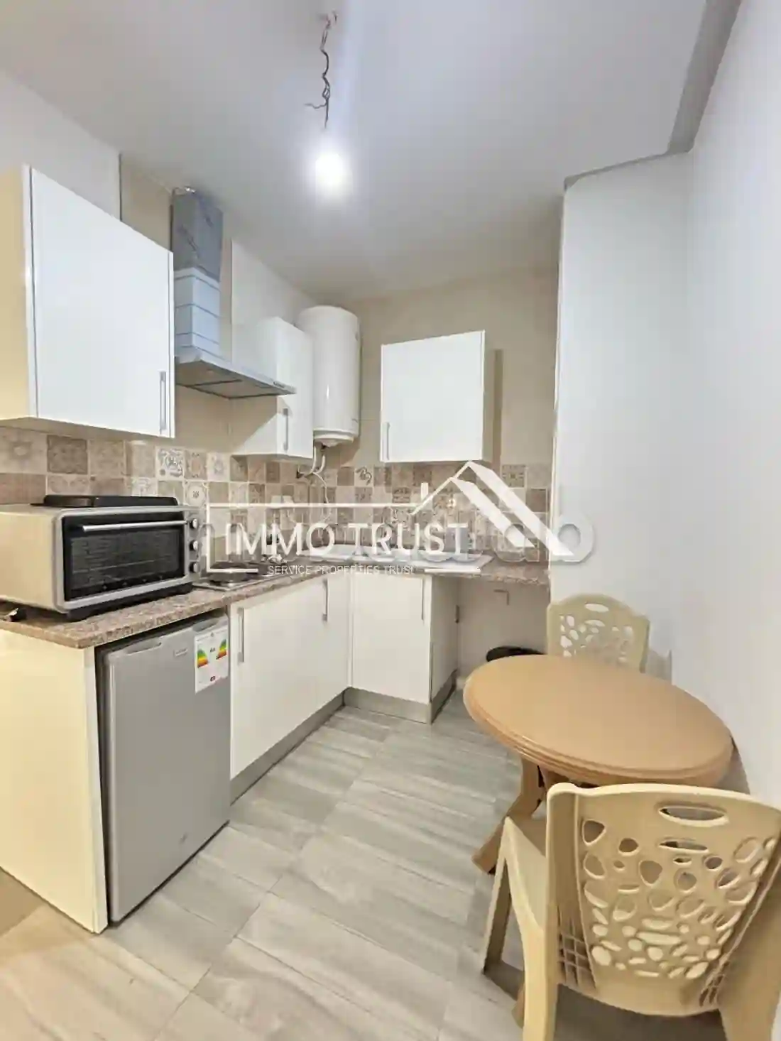Appartement S0 Meublé à La Soukra - Vue 1