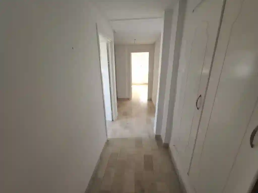À Vendre Appartement s+3 Spacieux et Lumineux à Borj Cédria 3e - Vue 1