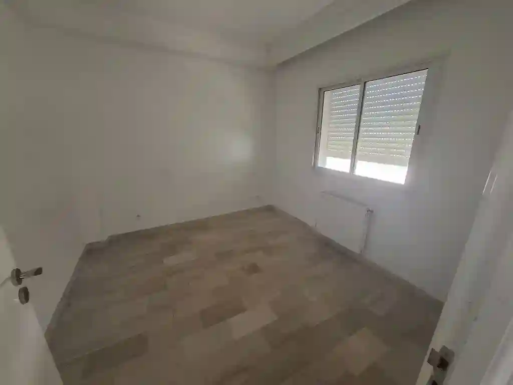 À Vendre Appartement s+3 Spacieux et Lumineux à Borj Cédria 3e - Vue 5