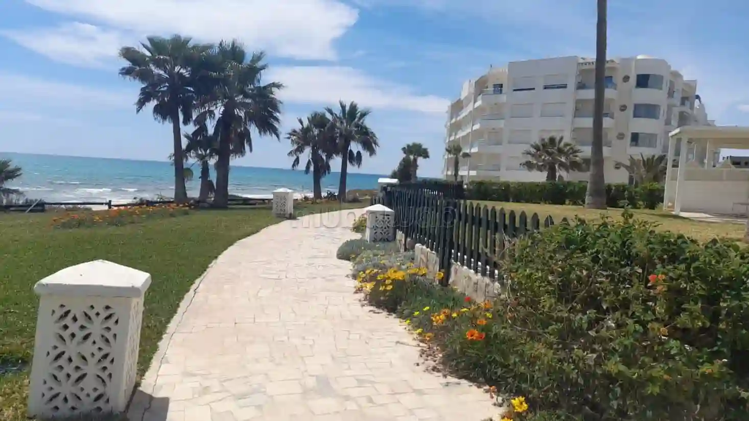 Location Estivale S2 Pieds Dans L'eau