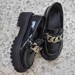 Deux Chaussures D'enfants Très Propre à El Mourouj