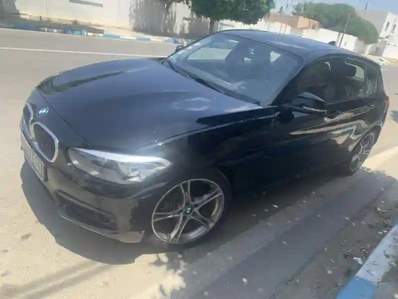 Bmw 116 Essence 2020 - Vue 2