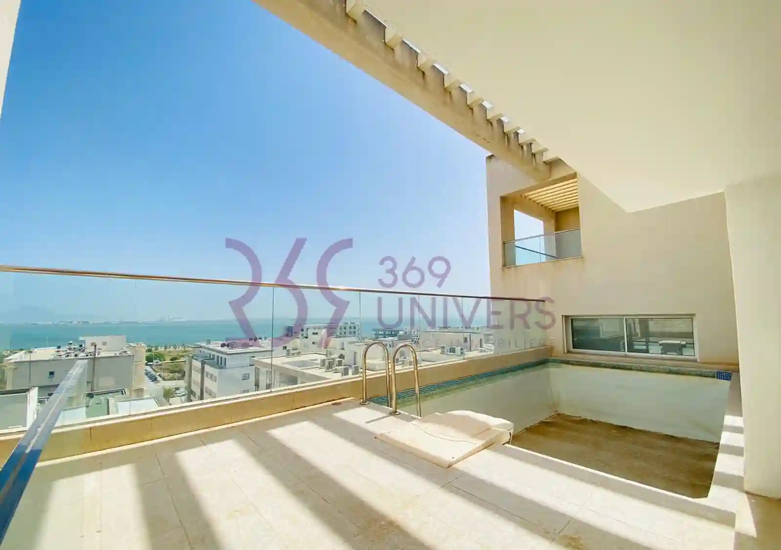 Penthouse Avec Piscine au lac 2 ref Ra063 à Berge Du Lac - Vue 3