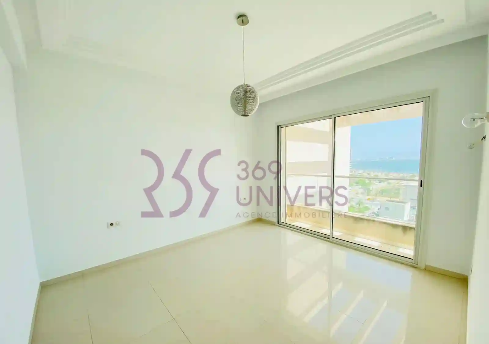 Penthouse Avec Piscine au lac 2 ref Ra063 à Berge Du Lac - Vue 4