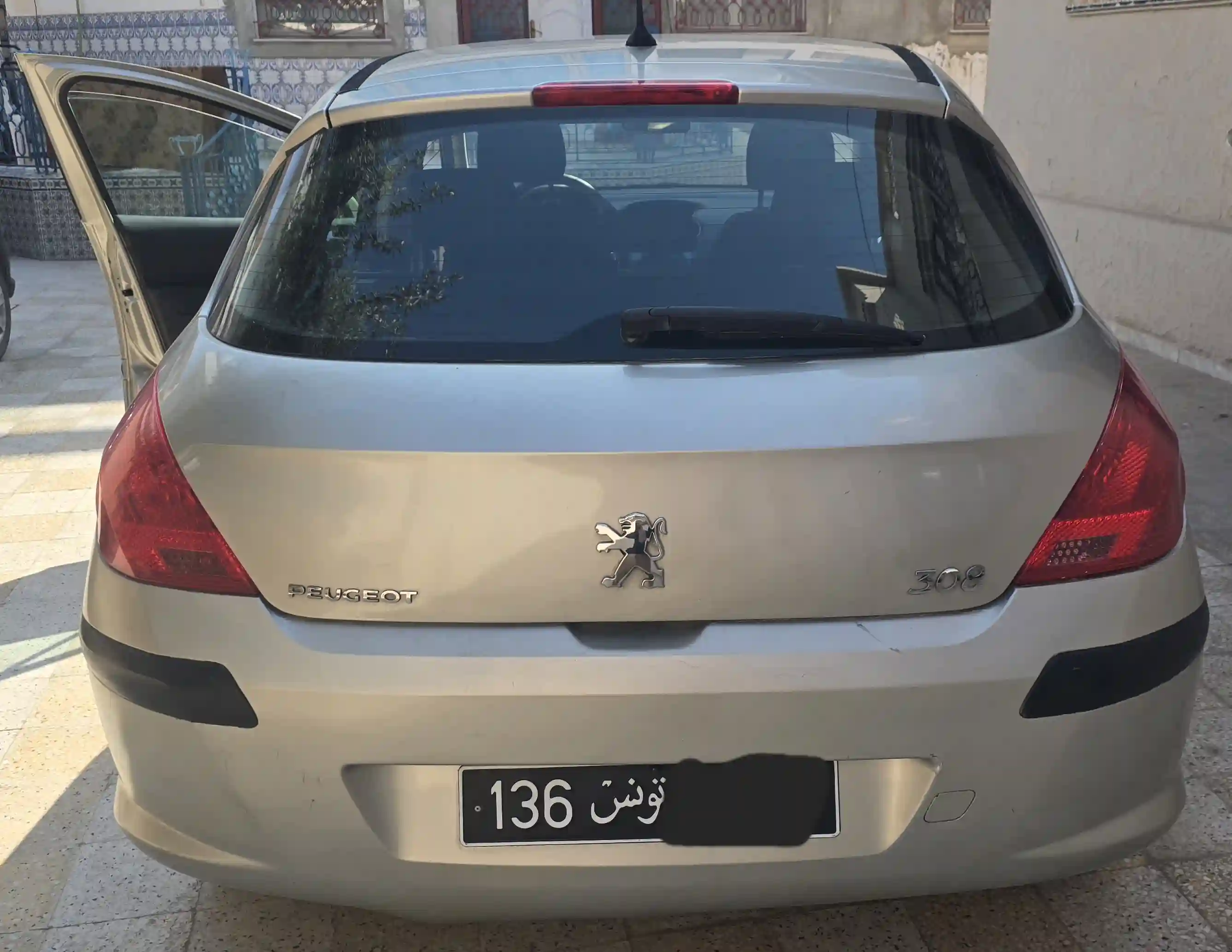 Peugeot 308 - Vue 1